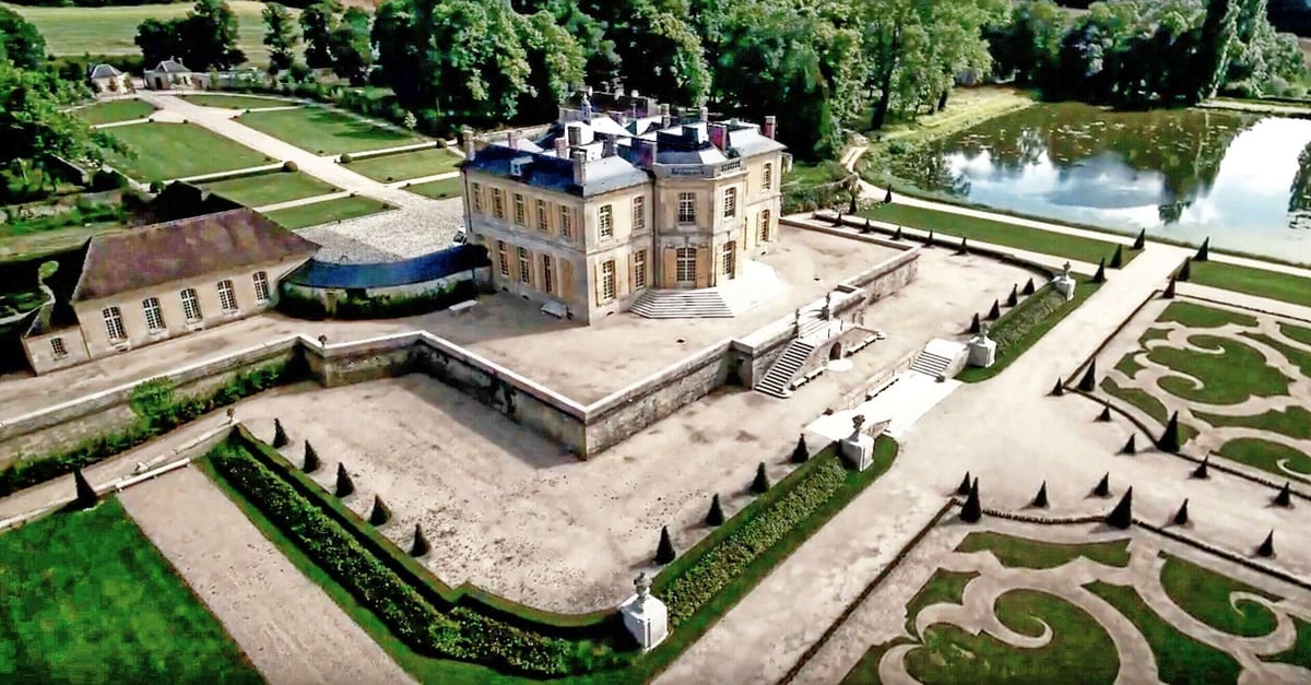 Chateau de Villette estate rental - 2