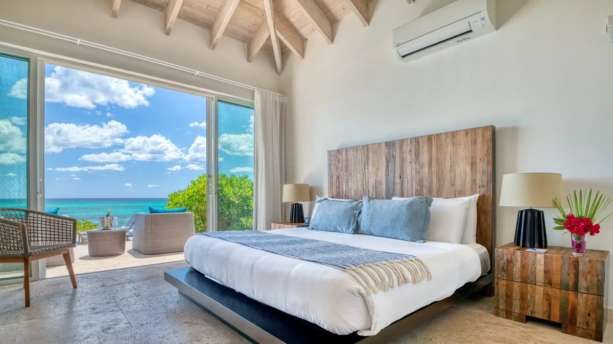 Four Bedroom Beachfront Villa villa rental - 14