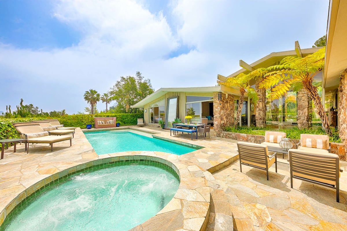 Hollywood Hills Mid Century Modern villa rental - 1
