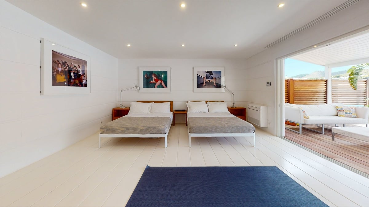 Bedroom 3: 2 queen beds, air-conditioning, HD-TV, Canal Satellite, AppleTV. Adjoining bathroom, Rain - Image 45