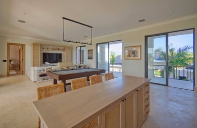 Luxury Villa Photo #19