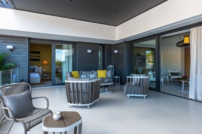 Luxury Villa Photo #3