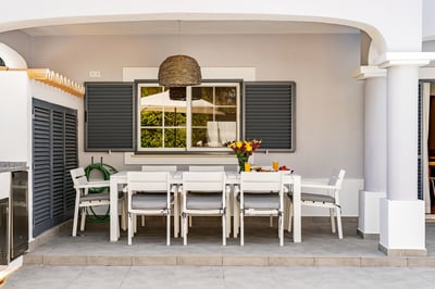 Luxury Villa Photo #6
