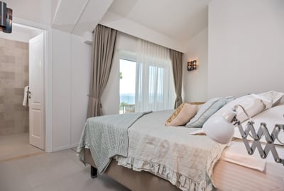 Luxury Villa Photo #59