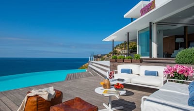 Luxury Villa Photo #9
