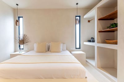 Luxury Villa Photo #30