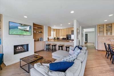 Luxury Villa Photo #13