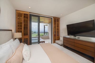 Luxury Villa Photo #26