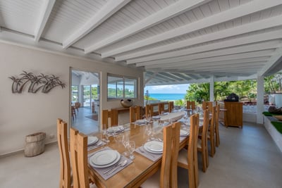 Luxury Villa Photo #12