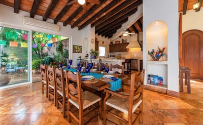 Luxury Villa Photo #20