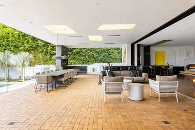 Luxury Villa Photo #7