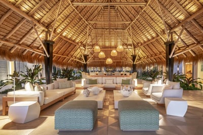 Luxury Villa Photo #20