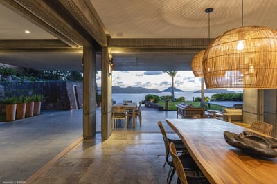 Luxury Villa Photo #35