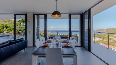 Luxury Villa Photo #29