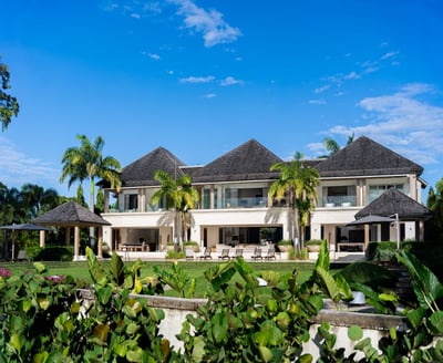 Luxury Villa Photo #6