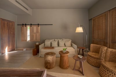 Luxury Villa Photo #28