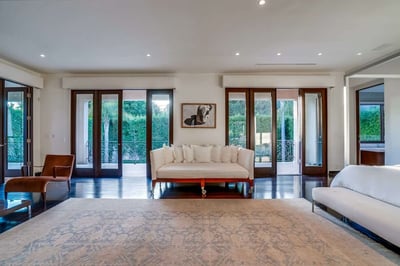 Luxury Villa Photo #29