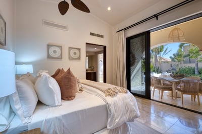 Luxury Villa Photo #41