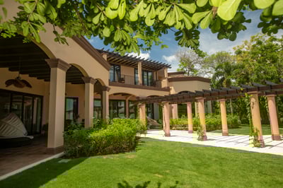 Luxury Villa Photo #10