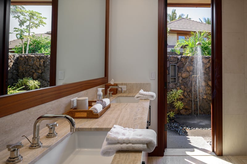 Pauoa Seabreeze Villa