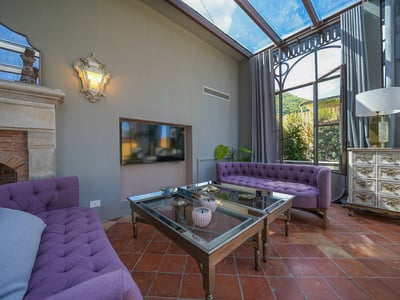 Luxury Villa Photo #18