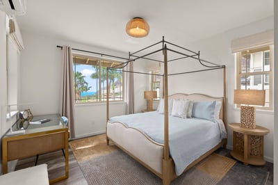 Luxury Villa Photo #15