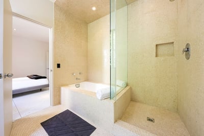 Luxury Villa Photo #53