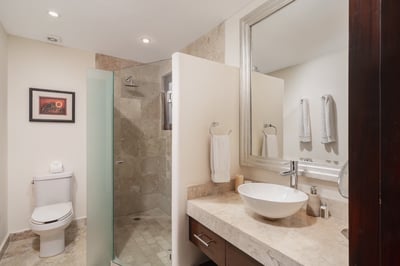 Luxury Villa Photo #31