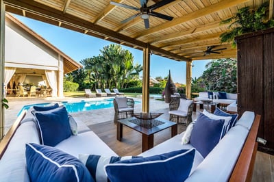 Luxury Villa Photo #8