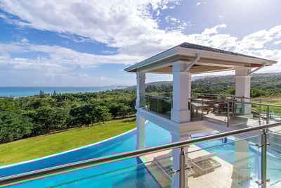 Luxury Villa Photo #4