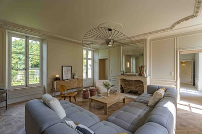 Luxury Villa Photo #2