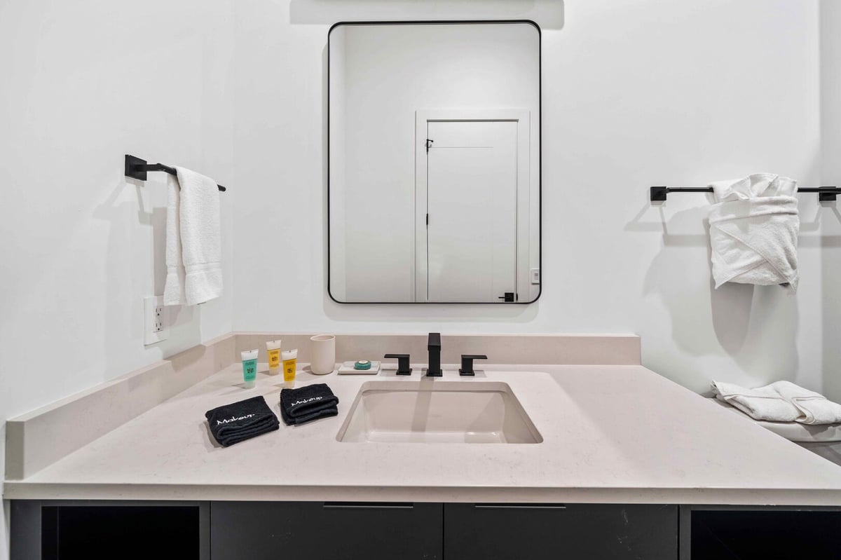 Reunion Royale Retreat