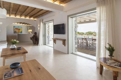Luxury Villa Photo #39