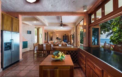 Luxury Villa Photo #11
