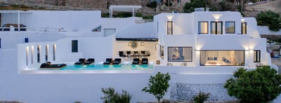 Luxury Villa Photo #42
