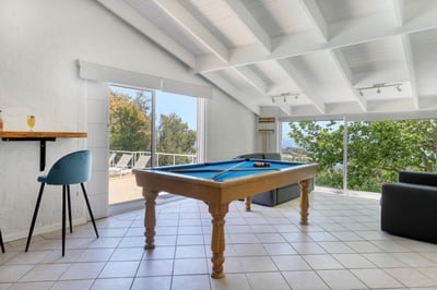 Luxury Villa Photo #28