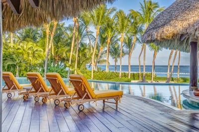 Luxury Villa Photo #4