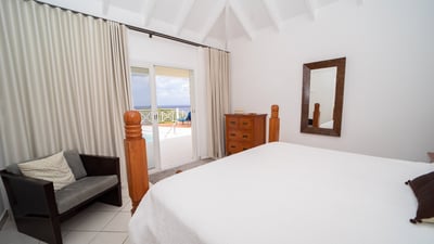 Luxury Villa Photo #20