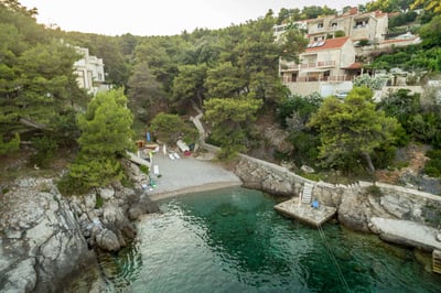 Luxury Villa Photo #24