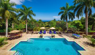 Luxury Villa Photo #3