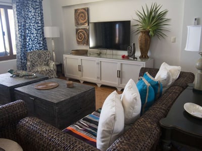 Luxury Villa Photo #10