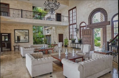 Luxury Villa Photo #14