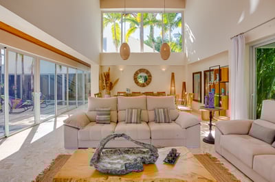 Luxury Villa Photo #33