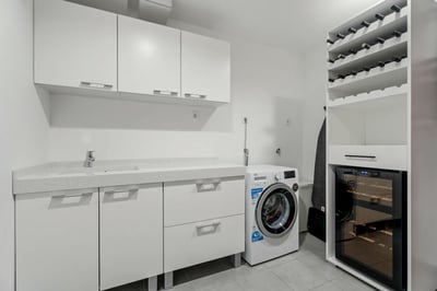 Luxury Villa Photo #32