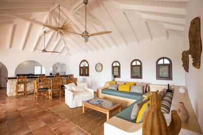 Luxury Villa Photo #16
