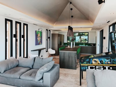 Luxury Villa Photo #11