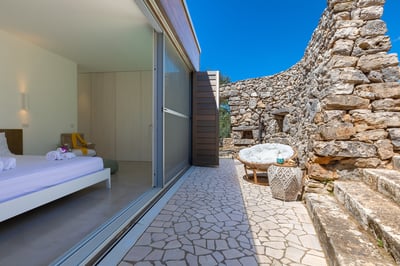 Luxury Villa Photo #37
