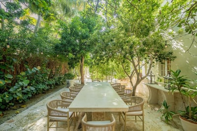 Luxury Villa Photo #18