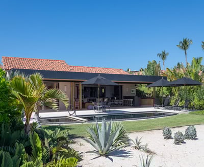 Luxury Villa Photo #2