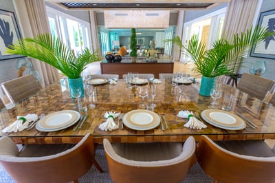 Luxury Villa Photo #18